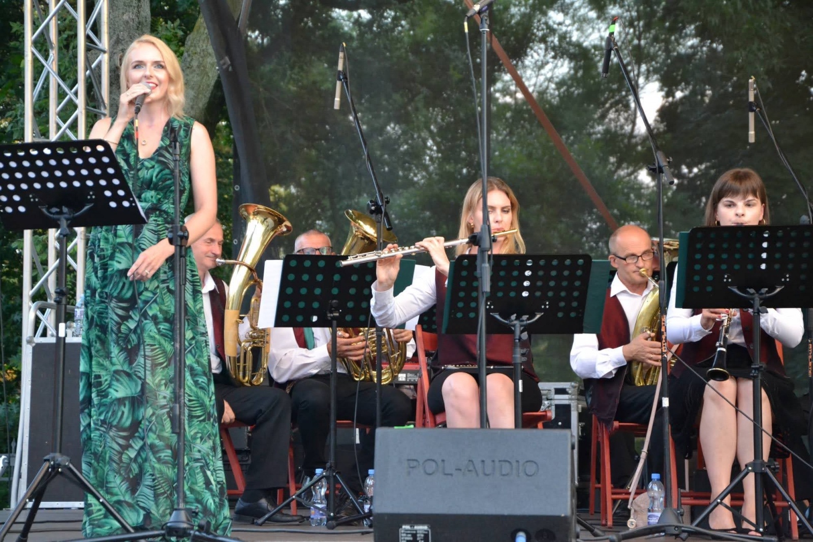 Zdjęcie w galerii na portalu naszraciborz.pl: Orkiestry dęte zagrały na Zamku Piastowskim wiadomości z regionu