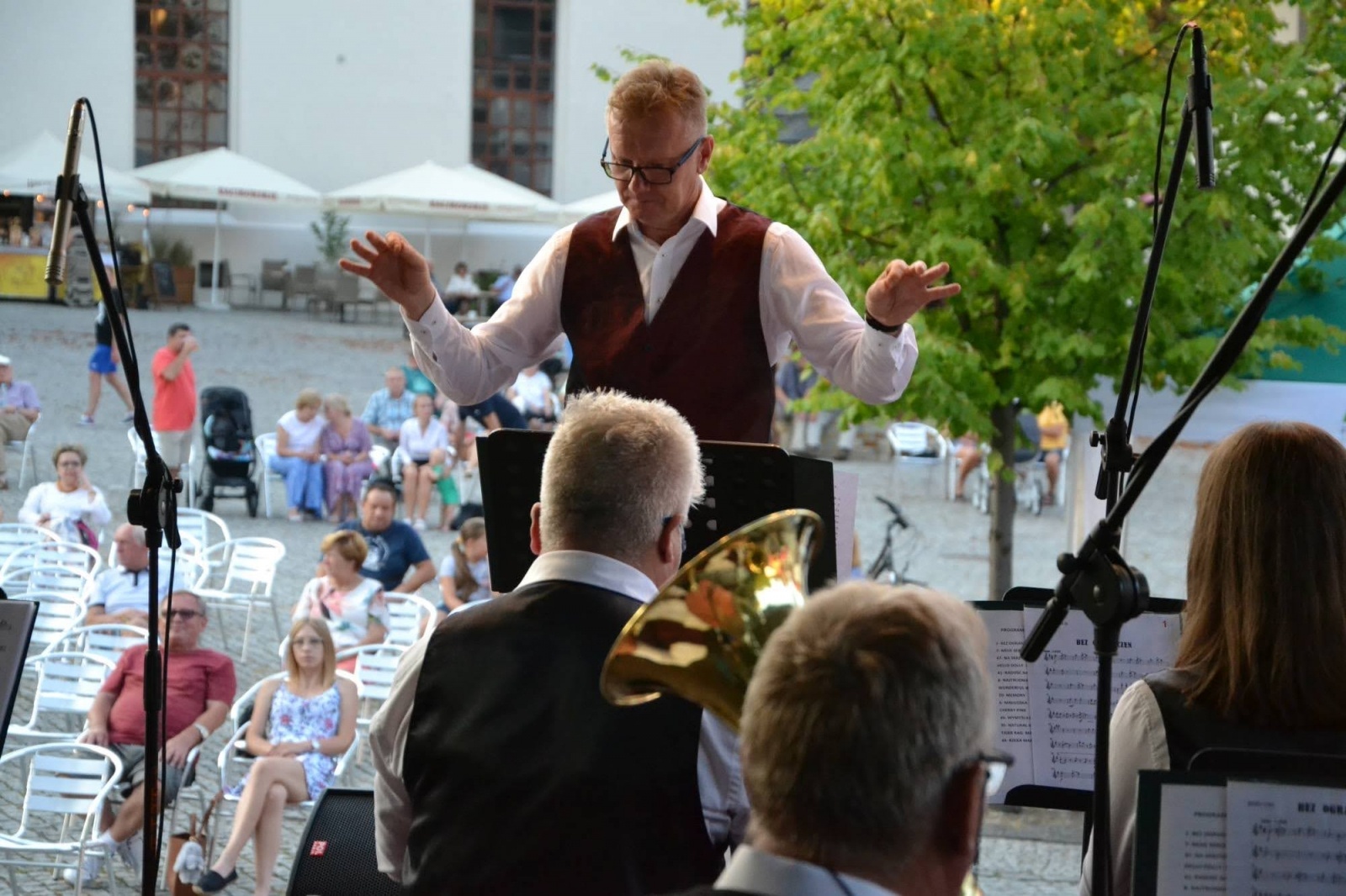 Zdjęcie w galerii na portalu naszraciborz.pl: Orkiestry dęte zagrały na Zamku Piastowskim wiadomości z regionu