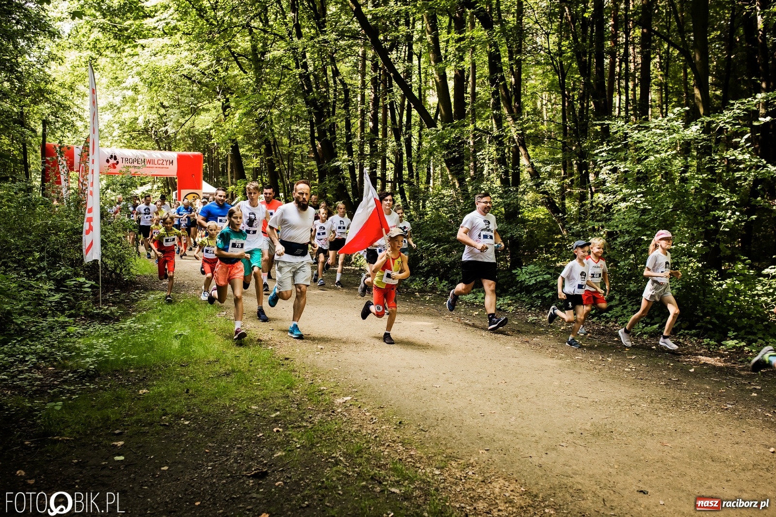 Zdjęcie w galerii na portalu naszraciborz.pl: Raciborski Bieg Tropem Wilczym na Święto Wojska Polskiego [FOTO i WIDEO] wiadomości z regionu
