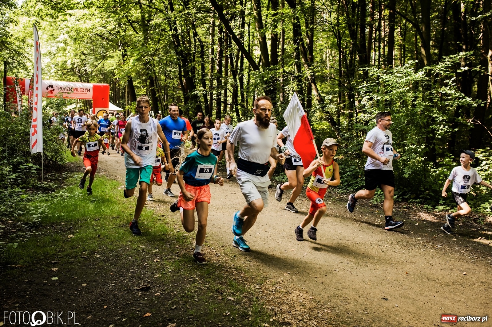 Zdjęcie w galerii na portalu naszraciborz.pl: Raciborski Bieg Tropem Wilczym na Święto Wojska Polskiego [FOTO i WIDEO] wiadomości z regionu