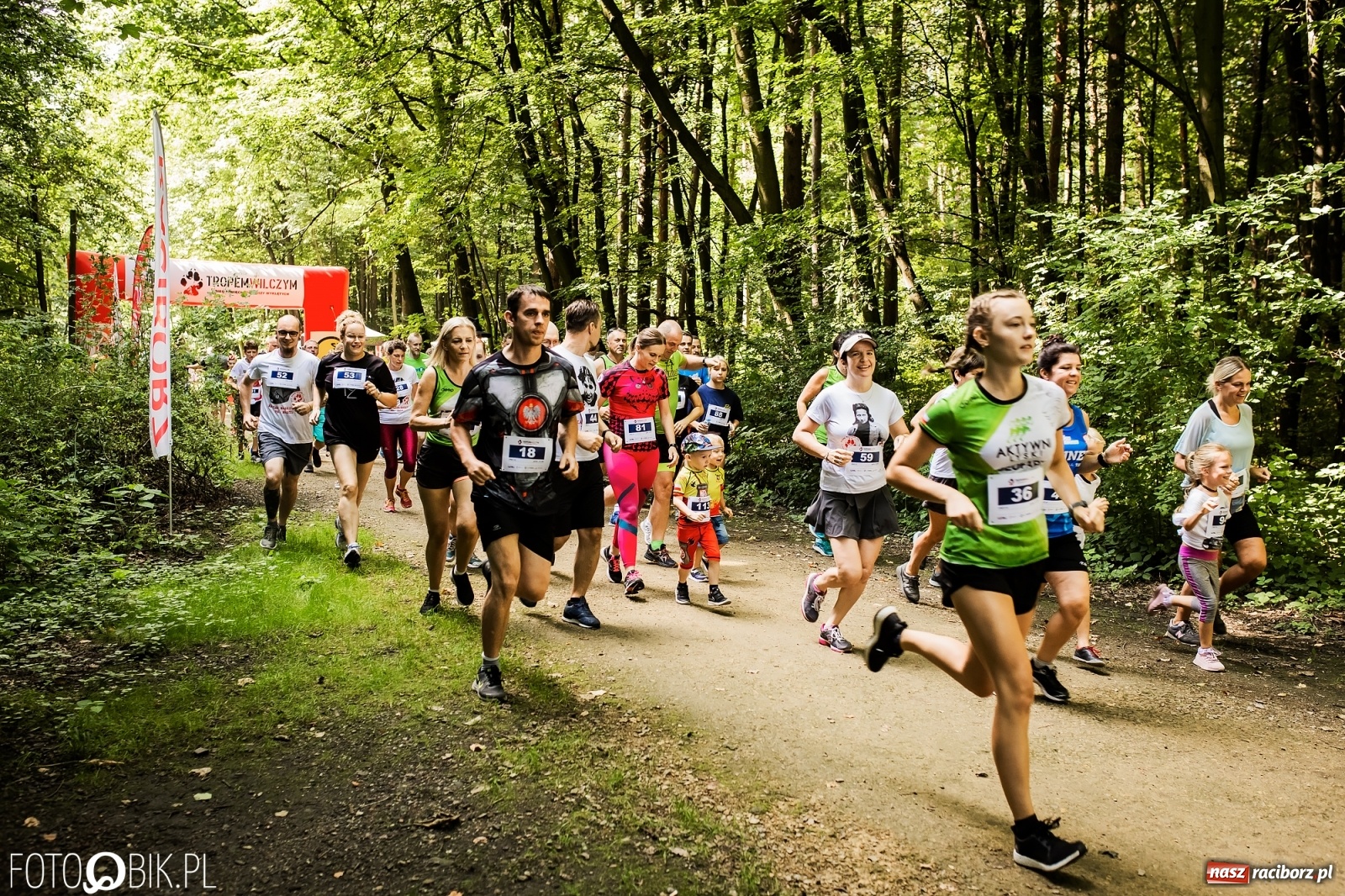 Zdjęcie w galerii na portalu naszraciborz.pl: Raciborski Bieg Tropem Wilczym na Święto Wojska Polskiego [FOTO i WIDEO] wiadomości z regionu