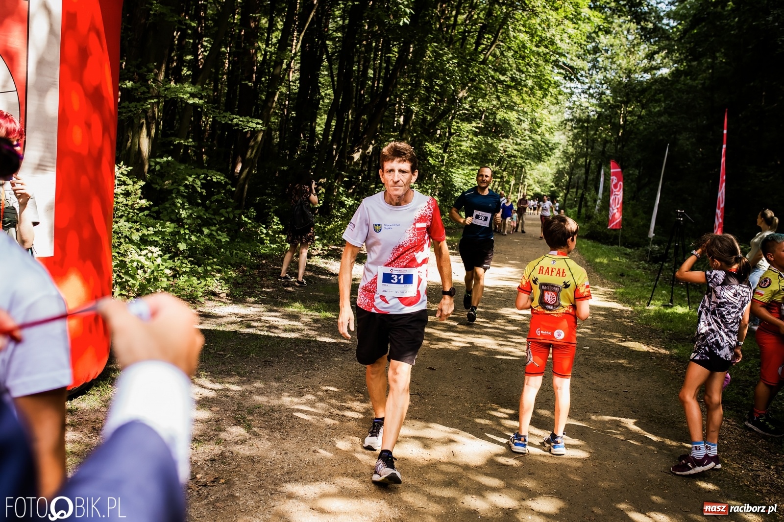 Zdjęcie w galerii na portalu naszraciborz.pl: Raciborski Bieg Tropem Wilczym na Święto Wojska Polskiego [FOTO i WIDEO] wiadomości z regionu