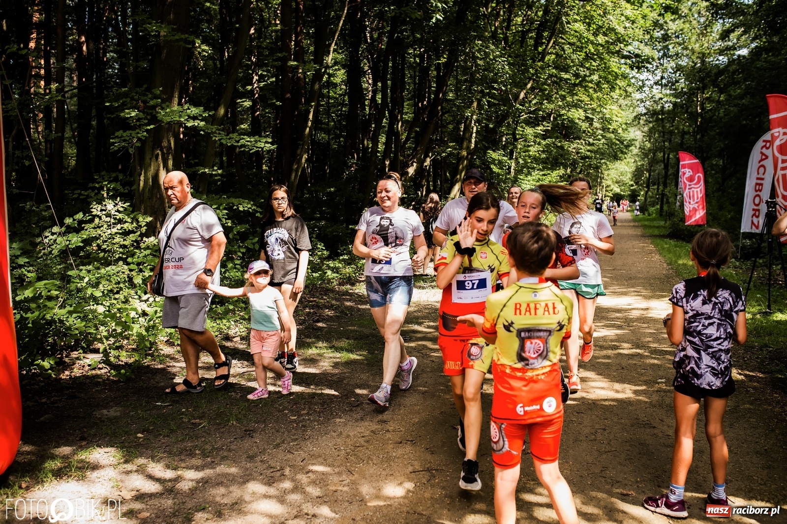 Zdjęcie w galerii na portalu naszraciborz.pl: Raciborski Bieg Tropem Wilczym na Święto Wojska Polskiego [FOTO i WIDEO] wiadomości z regionu
