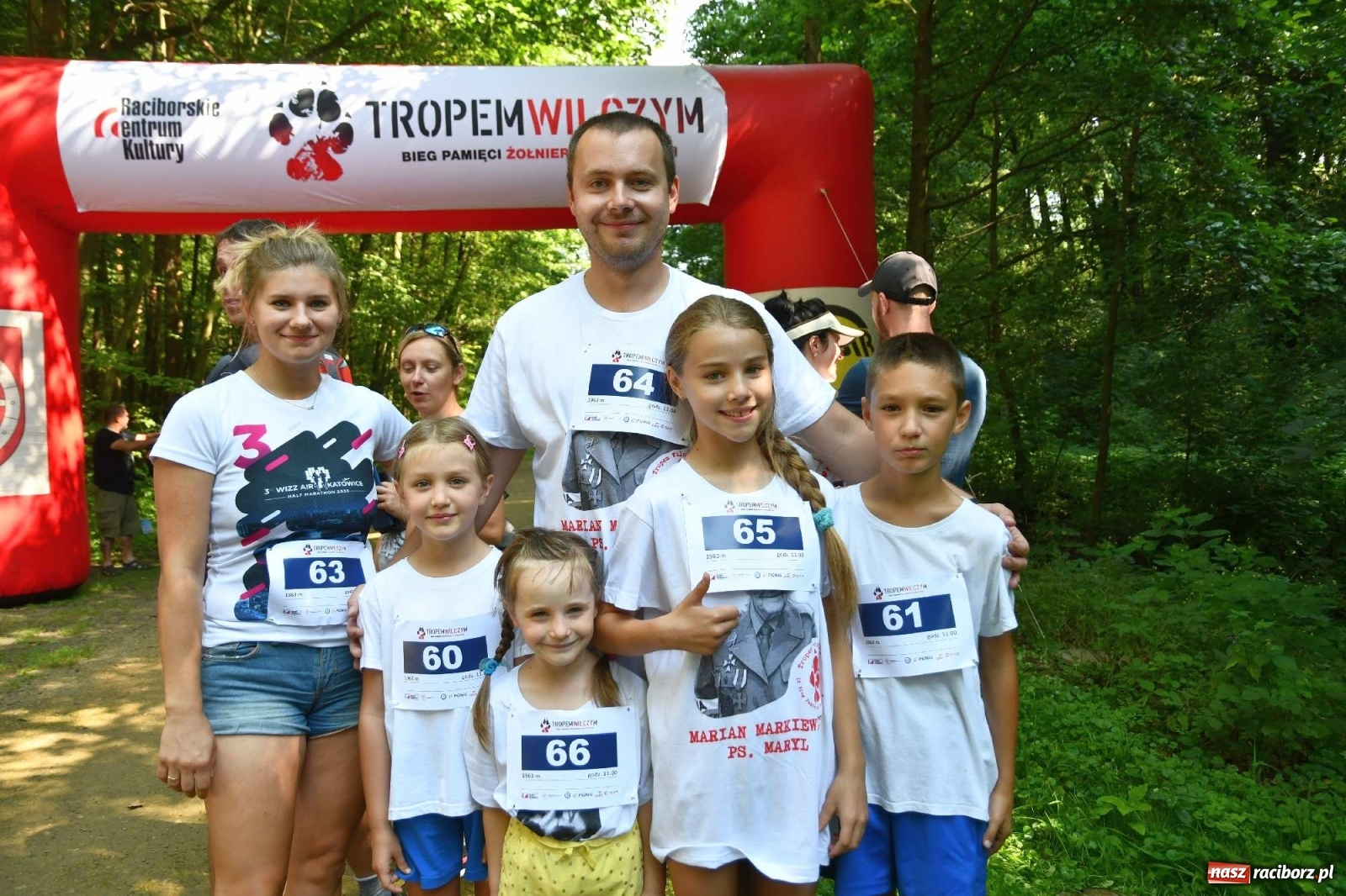 Zdjęcie w galerii na portalu naszraciborz.pl: Raciborski Bieg Tropem Wilczym na Święto Wojska Polskiego [FOTO i WIDEO] wiadomości z regionu