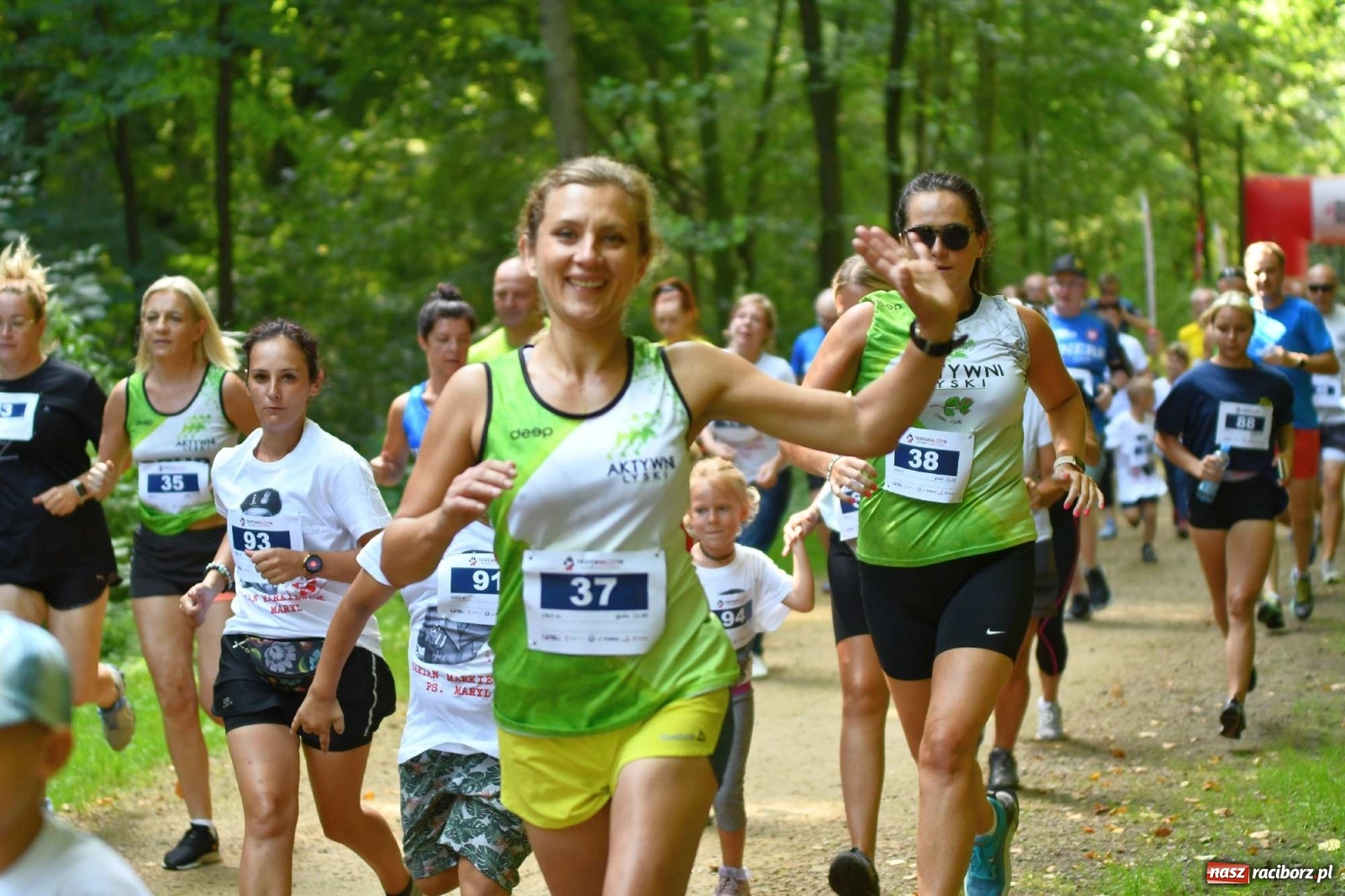 Zdjęcie w galerii na portalu naszraciborz.pl: Raciborski Bieg Tropem Wilczym na Święto Wojska Polskiego [FOTO i WIDEO] wiadomości z regionu
