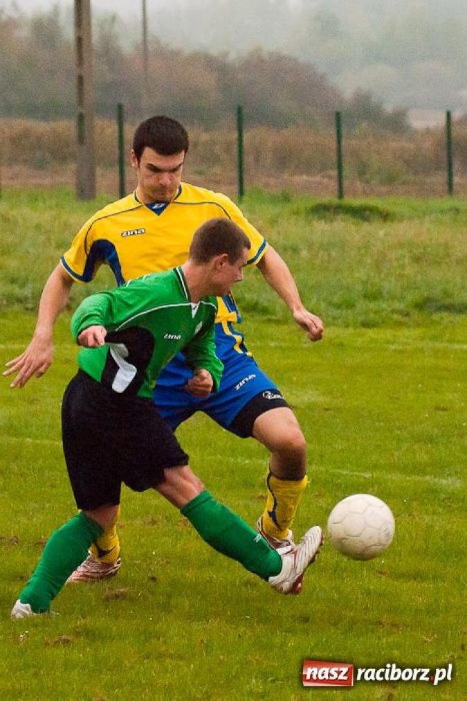 Zdjęcie w galerii na portalu naszraciborz.pl: Derby Raciborza dla Brzezia wiadomości z regionu