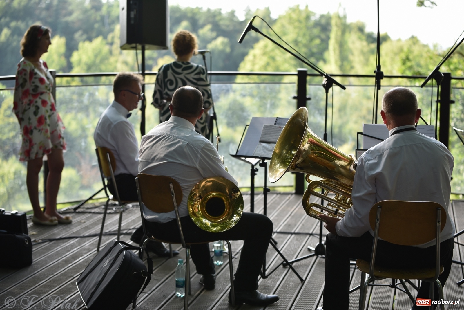 Zdjęcie w galerii na portalu naszraciborz.pl: Polskie melodie wypełniły Zaczarowany ogród wiadomości z regionu