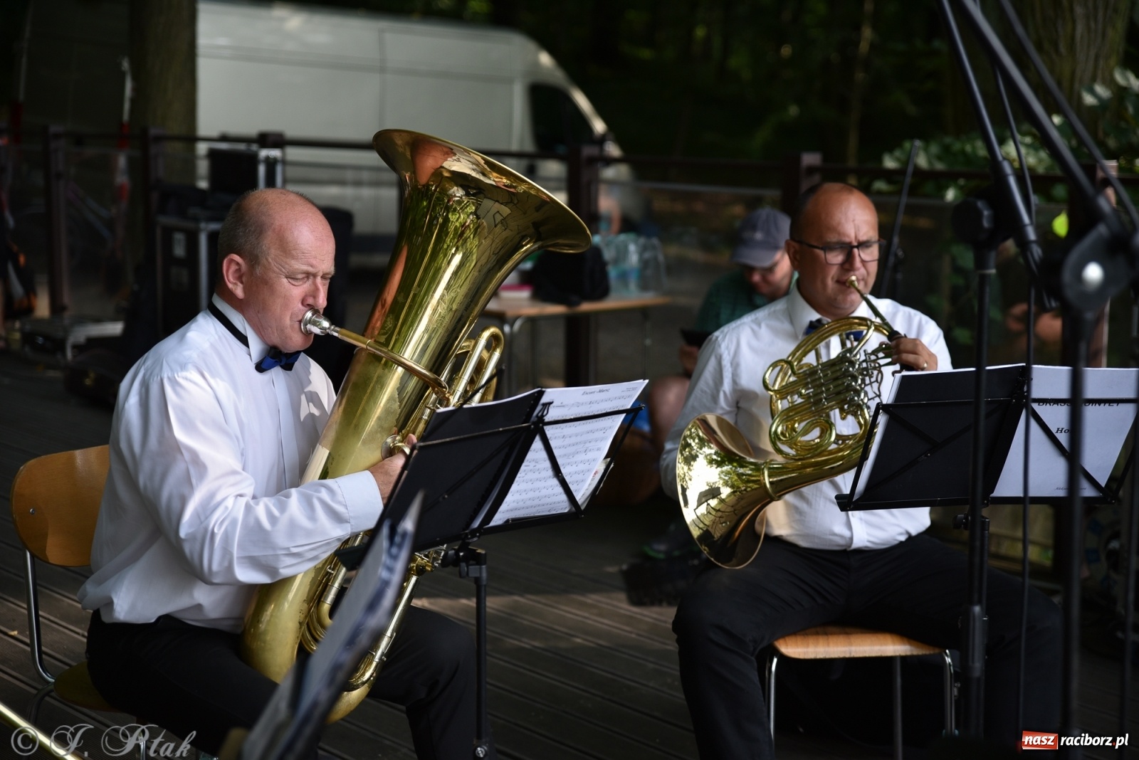 Zdjęcie w galerii na portalu naszraciborz.pl: Polskie melodie wypełniły Zaczarowany ogród wiadomości z regionu