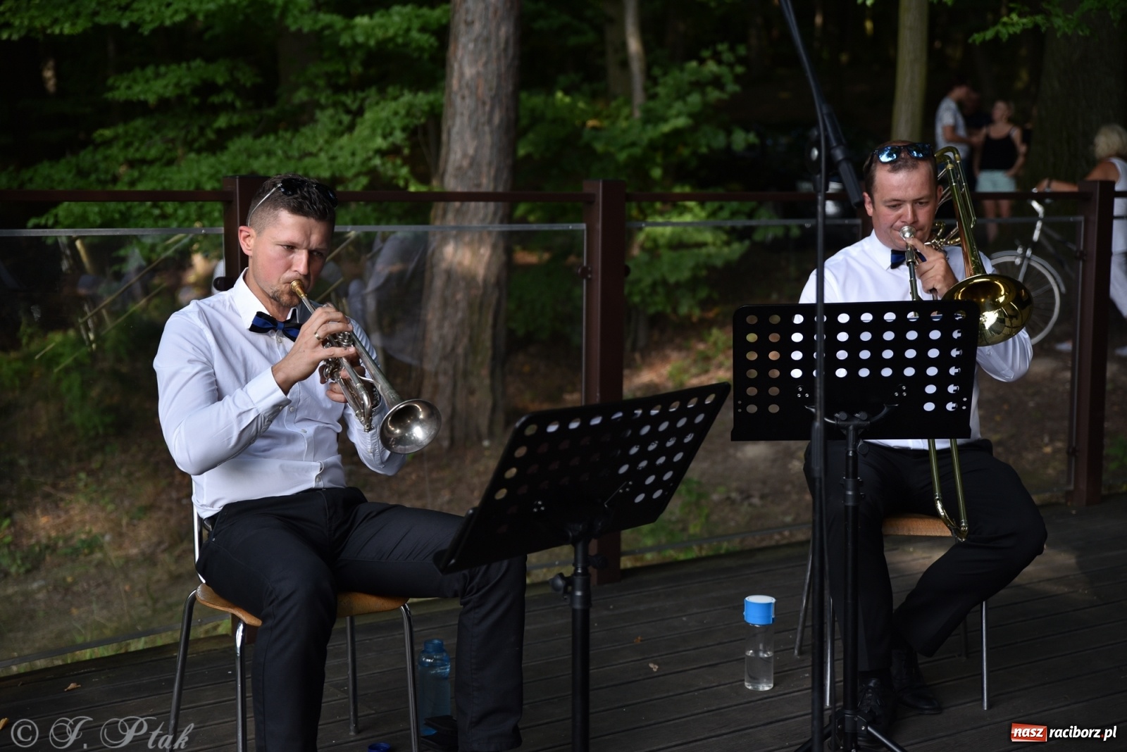 Zdjęcie w galerii na portalu naszraciborz.pl: Polskie melodie wypełniły Zaczarowany ogród wiadomości z regionu