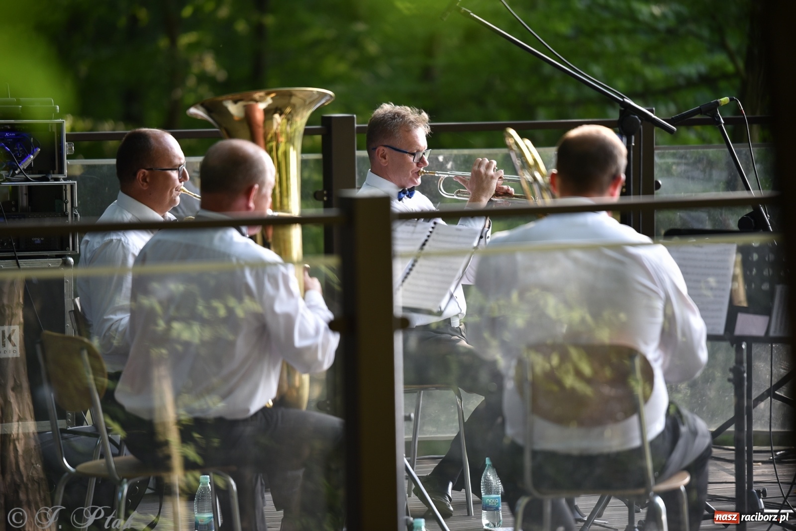 Zdjęcie w galerii na portalu naszraciborz.pl: Polskie melodie wypełniły Zaczarowany ogród wiadomości z regionu