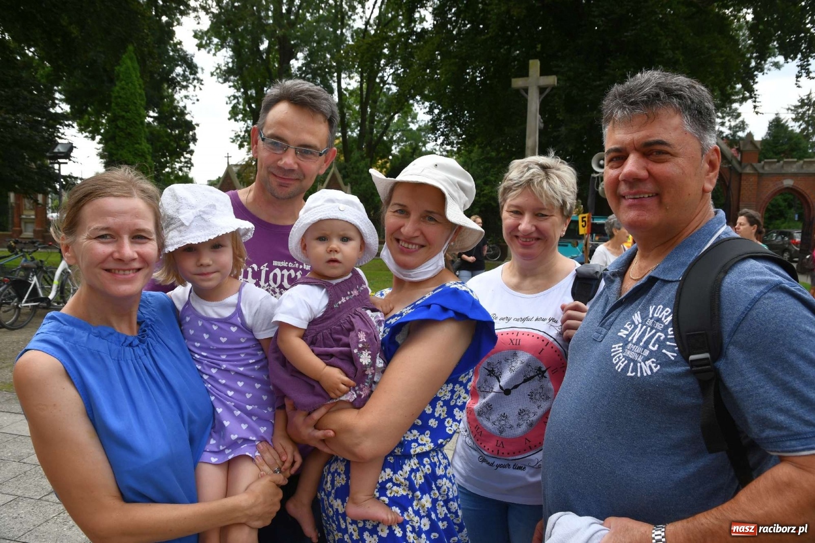 Zdjęcie w galerii na portalu naszraciborz.pl: Z Raciborza wyruszyła pielgrzymka na Jasną Górę [FOTO i WIDEO] wiadomości z regionu