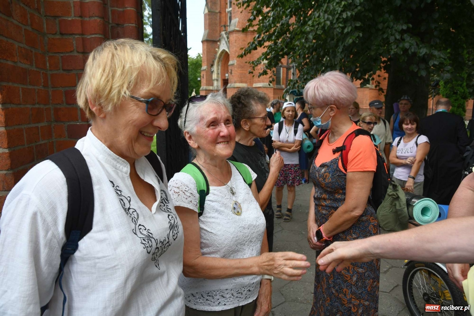 Zdjęcie w galerii na portalu naszraciborz.pl: Z Raciborza wyruszyła pielgrzymka na Jasną Górę [FOTO i WIDEO] wiadomości z regionu