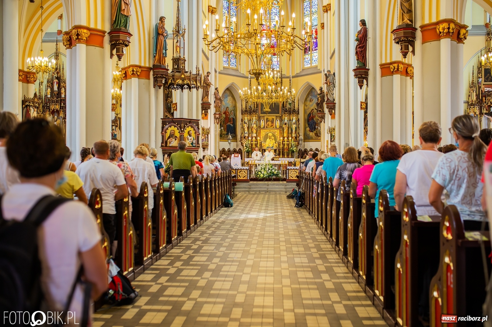 Zdjęcie w galerii na portalu naszraciborz.pl: Z Raciborza wyruszyła pielgrzymka na Jasną Górę [FOTO i WIDEO] wiadomości z regionu