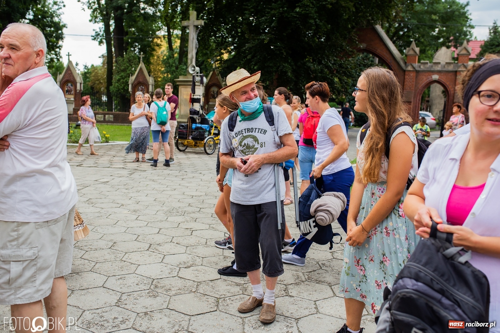 Zdjęcie w galerii na portalu naszraciborz.pl: Z Raciborza wyruszyła pielgrzymka na Jasną Górę [FOTO i WIDEO] wiadomości z regionu