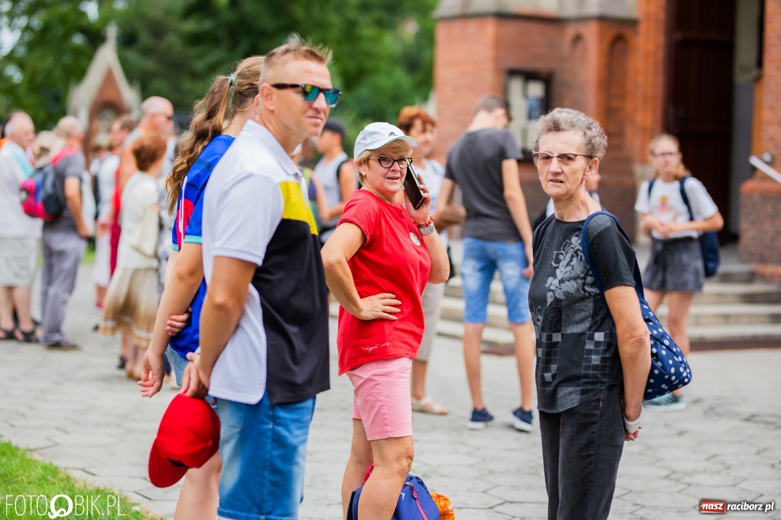 Zdjęcie w galerii na portalu naszraciborz.pl: Z Raciborza wyruszyła pielgrzymka na Jasną Górę [FOTO i WIDEO] wiadomości z regionu
