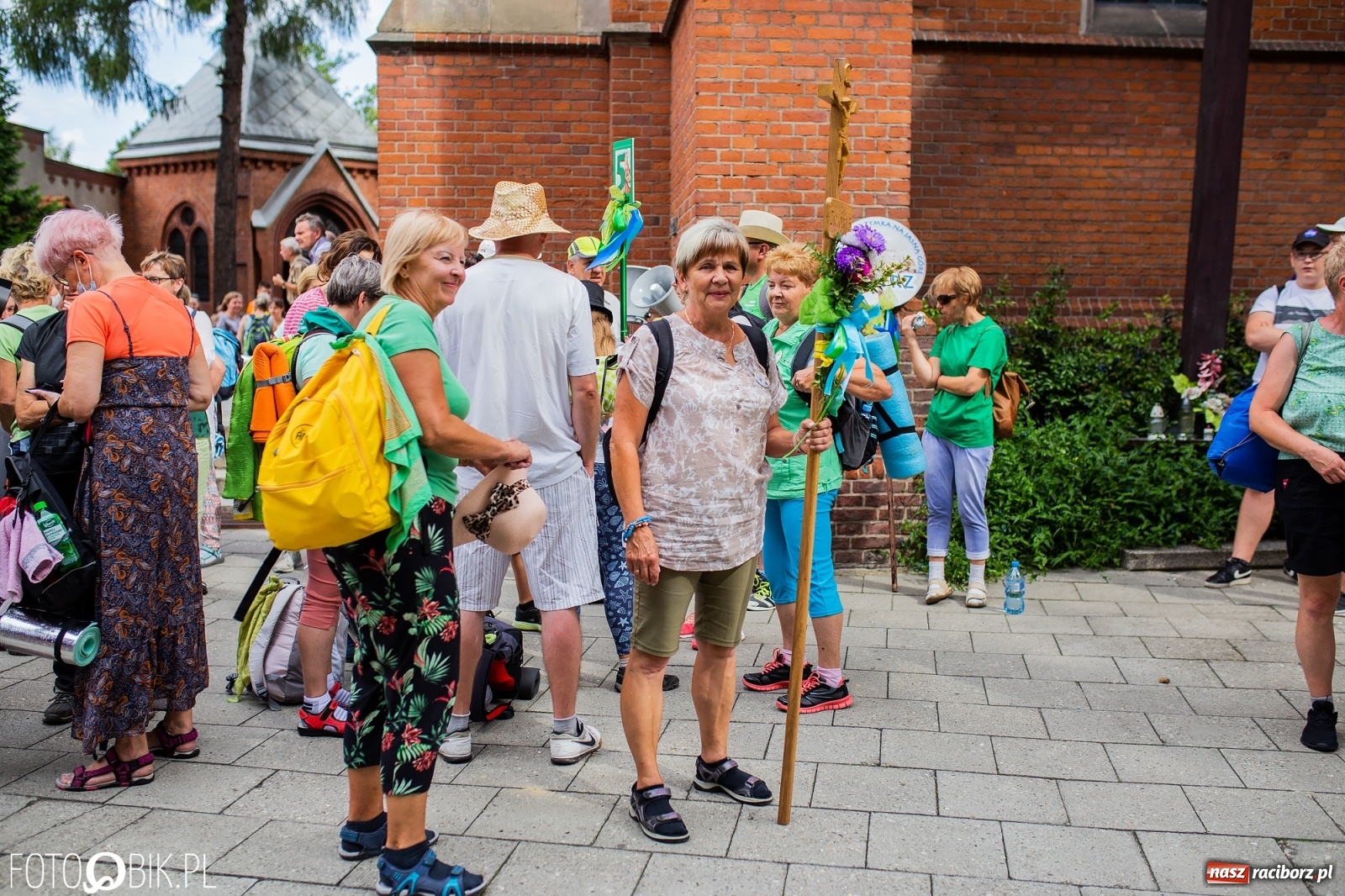 Zdjęcie w galerii na portalu naszraciborz.pl: Z Raciborza wyruszyła pielgrzymka na Jasną Górę [FOTO i WIDEO] wiadomości z regionu