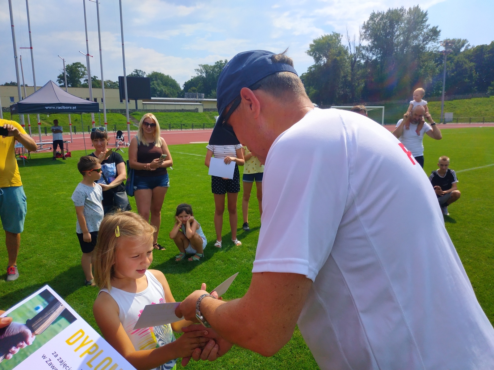 Zdjęcie w galerii na portalu naszraciborz.pl: Przy Zamkowej poszukiwano następcy Robin Hooda [FOTO] wiadomości z regionu