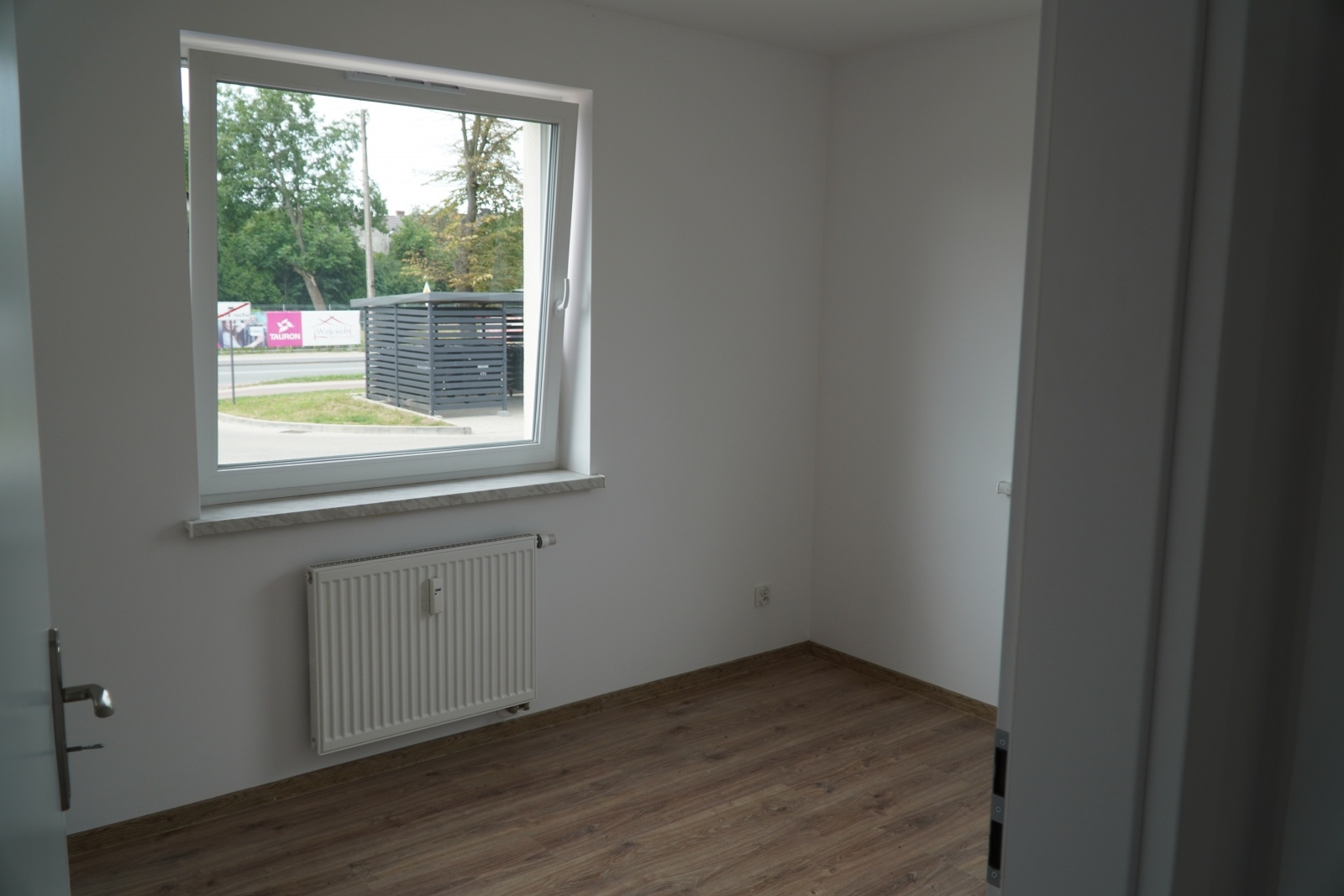Zdjęcie w galerii na portalu naszraciborz.pl: Nowi lokatorzy przy Łąkowej odebrali swoje klucze [FOTO] wiadomości z regionu