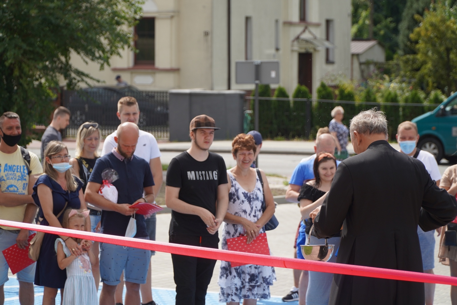 Zdjęcie w galerii na portalu naszraciborz.pl: Nowi lokatorzy przy Łąkowej odebrali swoje klucze [FOTO] wiadomości z regionu