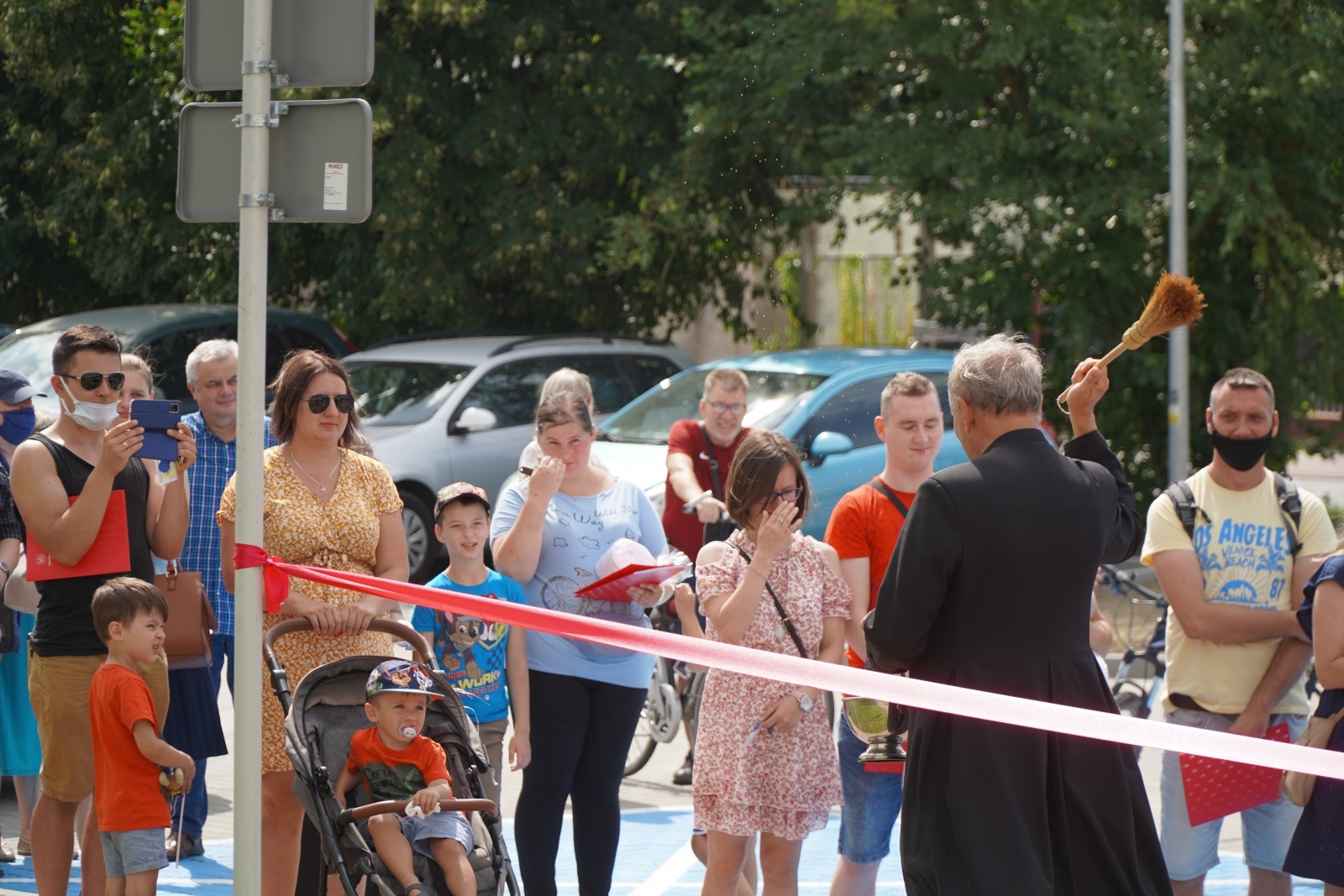 Zdjęcie w galerii na portalu naszraciborz.pl: Nowi lokatorzy przy Łąkowej odebrali swoje klucze [FOTO] wiadomości z regionu