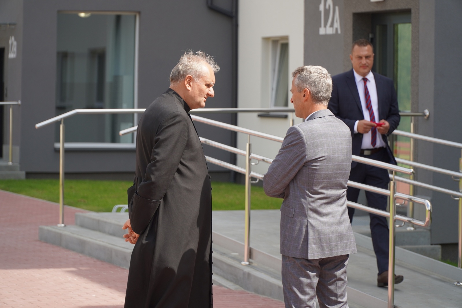 Zdjęcie w galerii na portalu naszraciborz.pl: Nowi lokatorzy przy Łąkowej odebrali swoje klucze [FOTO] wiadomości z regionu