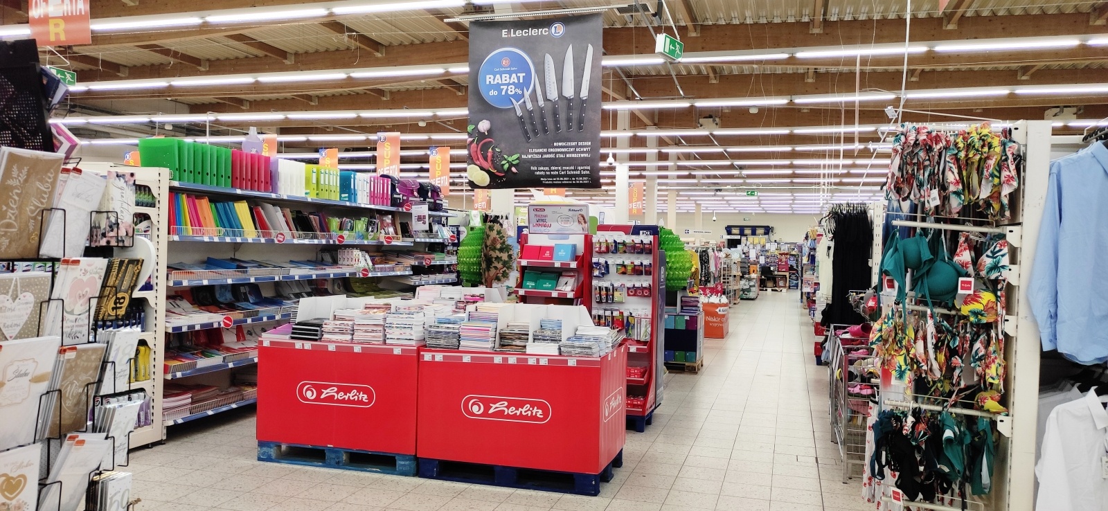 Zdjęcie w galerii na portalu naszraciborz.pl: Powrót do szkoły z Leclerc drive – www.leclercdrive-raciborz.pl wiadomości z regionu