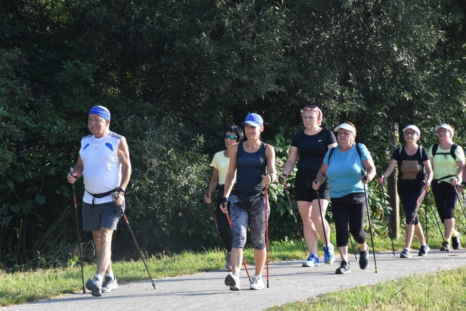 Zdjęcie w galerii na portalu naszraciborz.pl: Nordic Walking meandrami Odry w Chałupkach [FOTO] wiadomości z regionu