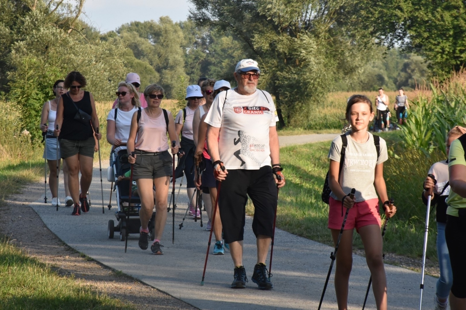 Zdjęcie w galerii na portalu naszraciborz.pl: Nordic Walking meandrami Odry w Chałupkach [FOTO] wiadomości z regionu
