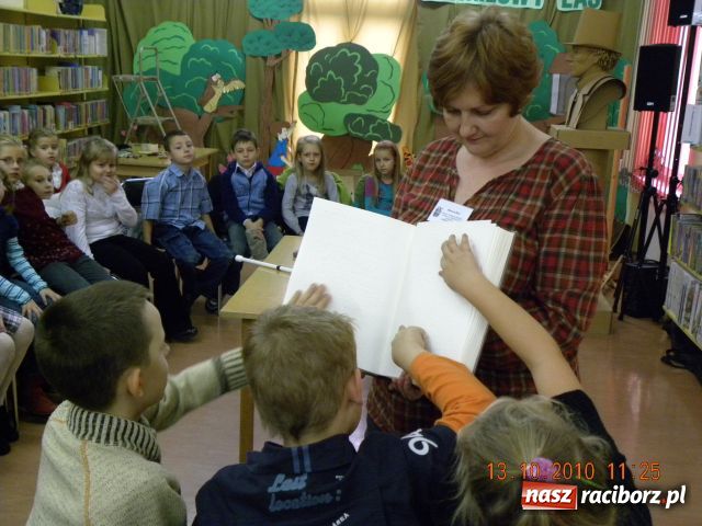 Zdjęcie w galerii na portalu naszraciborz.pl: Poznawali świat ludzi niewidomych wiadomości z regionu