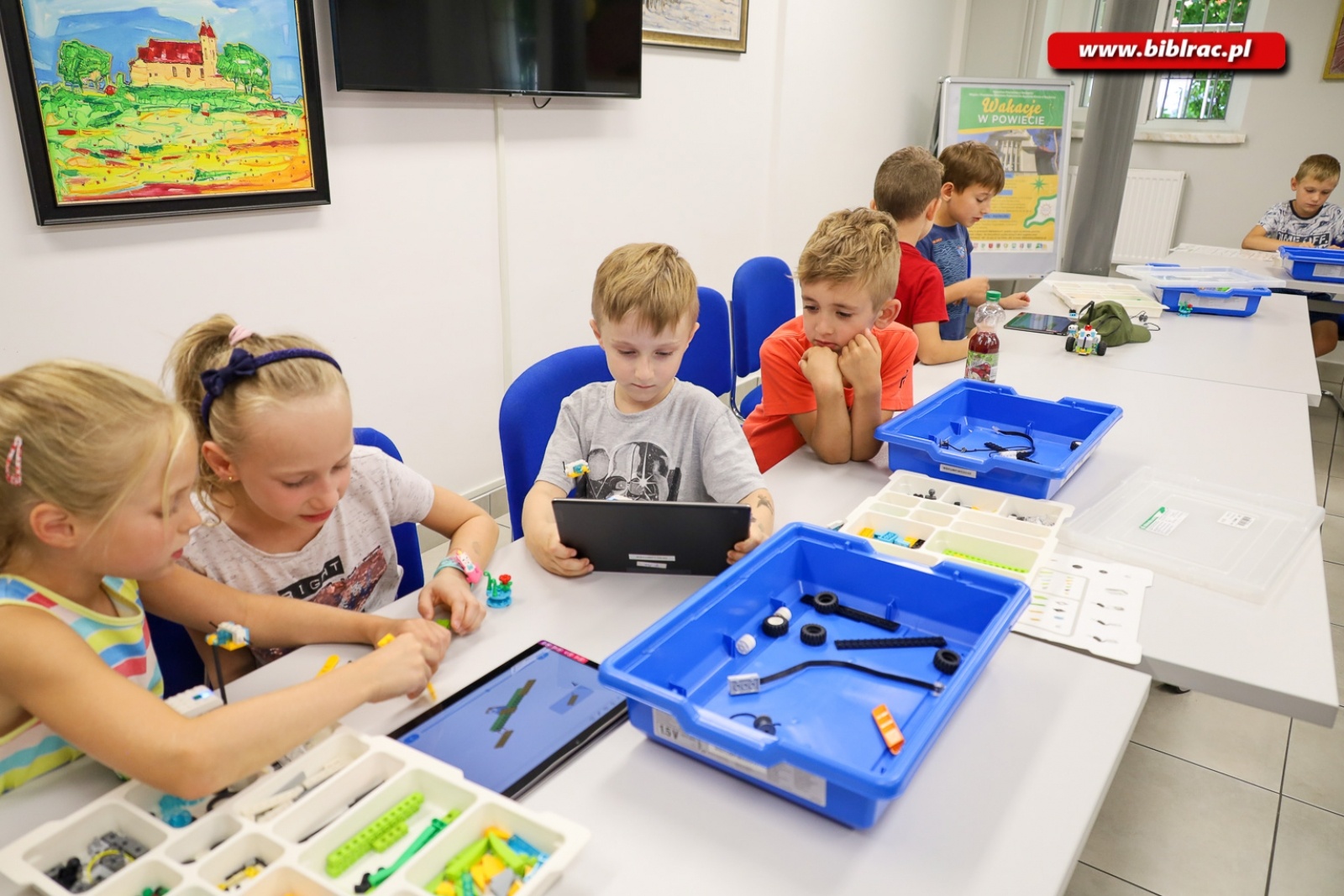 Zdjęcie w galerii na portalu naszraciborz.pl: W powiecie przybyło młodych entuzjastów robotyki i programowania wiadomości z regionu