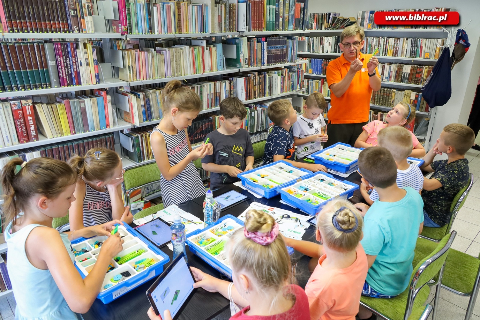 Zdjęcie w galerii na portalu naszraciborz.pl: W powiecie przybyło młodych entuzjastów robotyki i programowania wiadomości z regionu