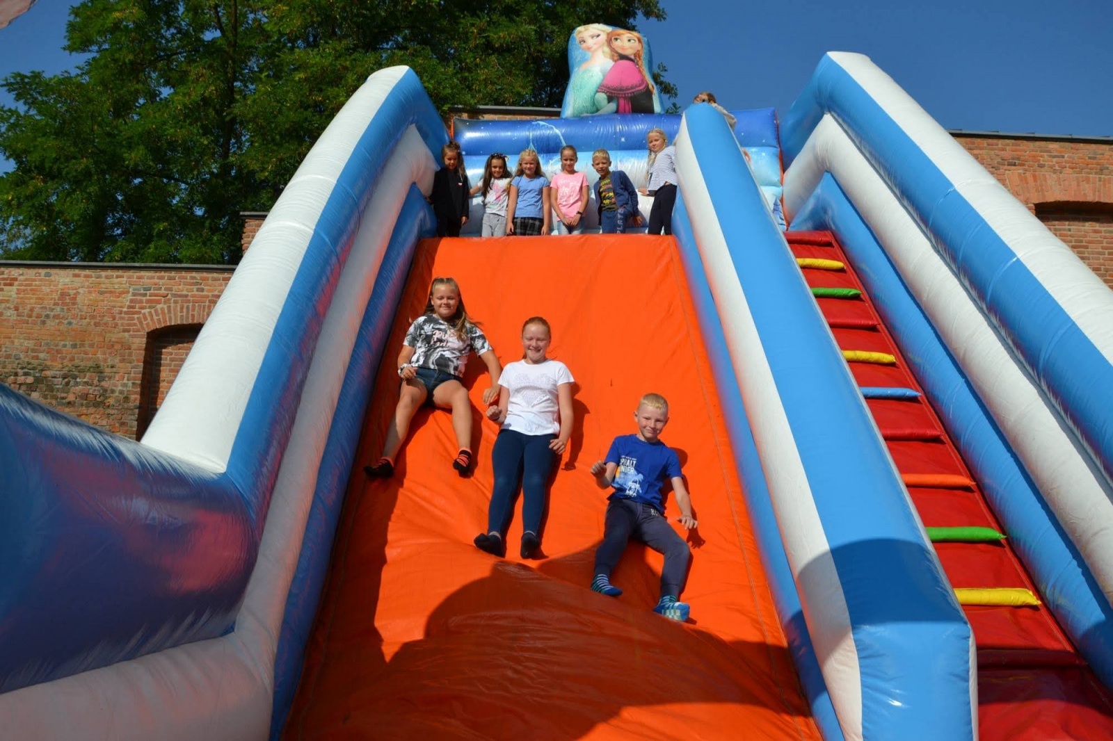 Zdjęcie w galerii na portalu naszraciborz.pl: Zamkowe Hulanki w dawnej siedzibie Piastów za nami wiadomości z regionu