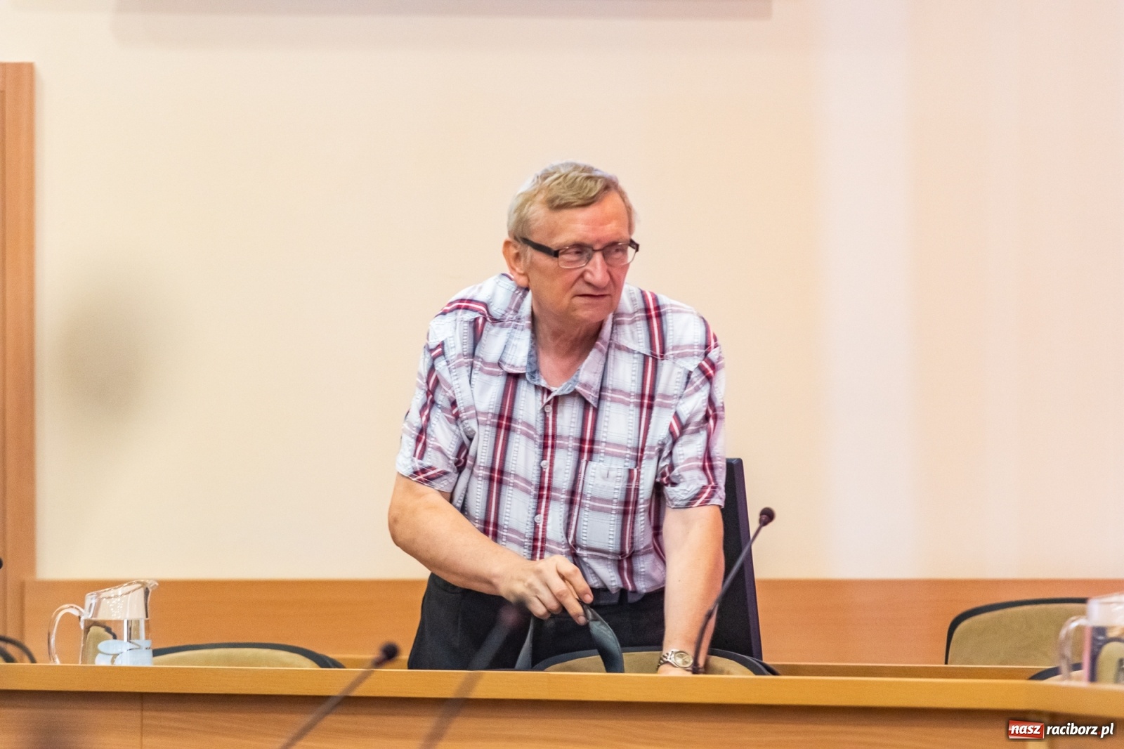 Zdjęcie w galerii na portalu naszraciborz.pl: Jeden wielki smród! A co będzie jak kamienica wyleci w powietrze? wiadomości z regionu