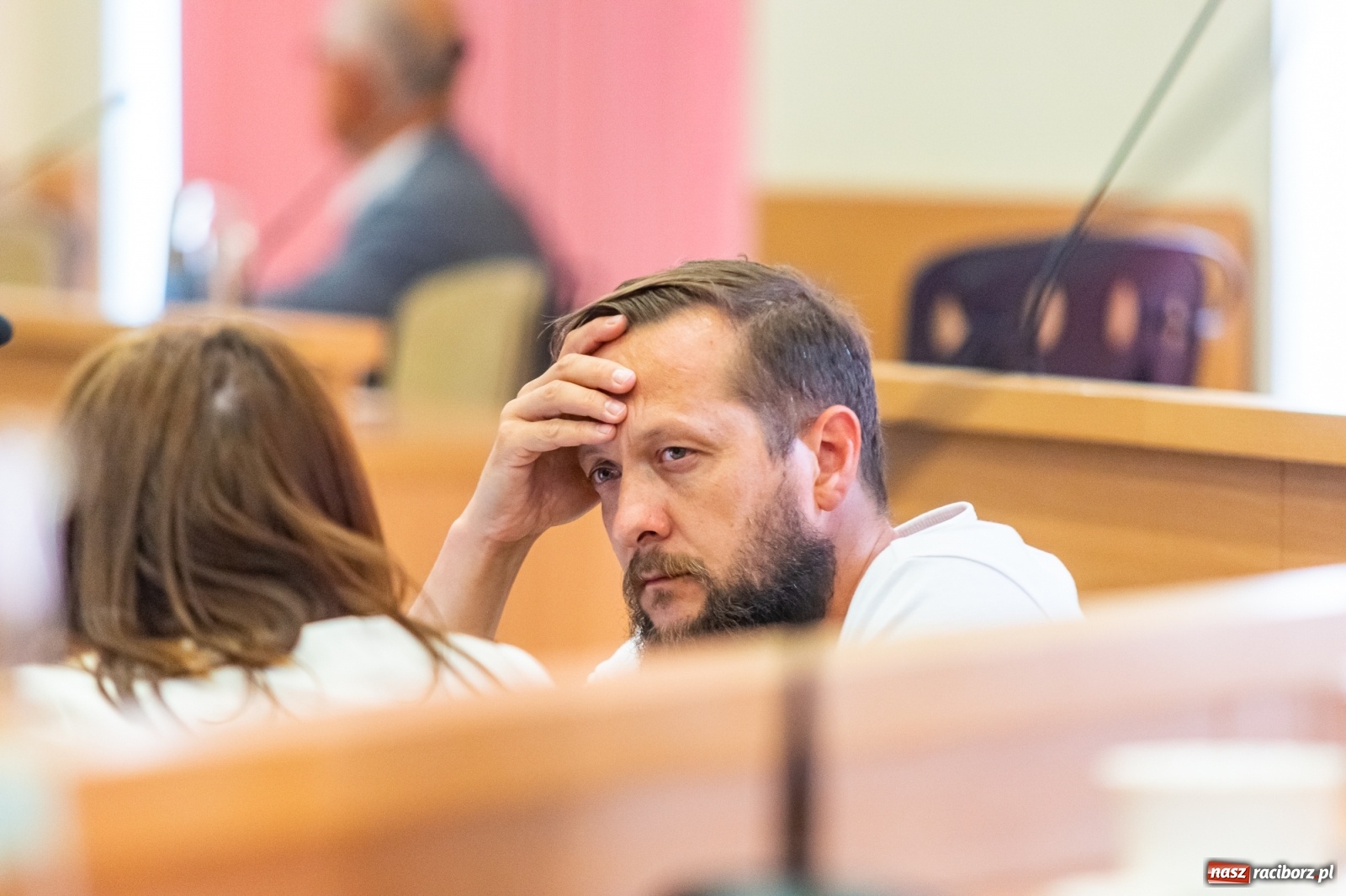 Zdjęcie w galerii na portalu naszraciborz.pl: Jeden wielki smród! A co będzie jak kamienica wyleci w powietrze? wiadomości z regionu