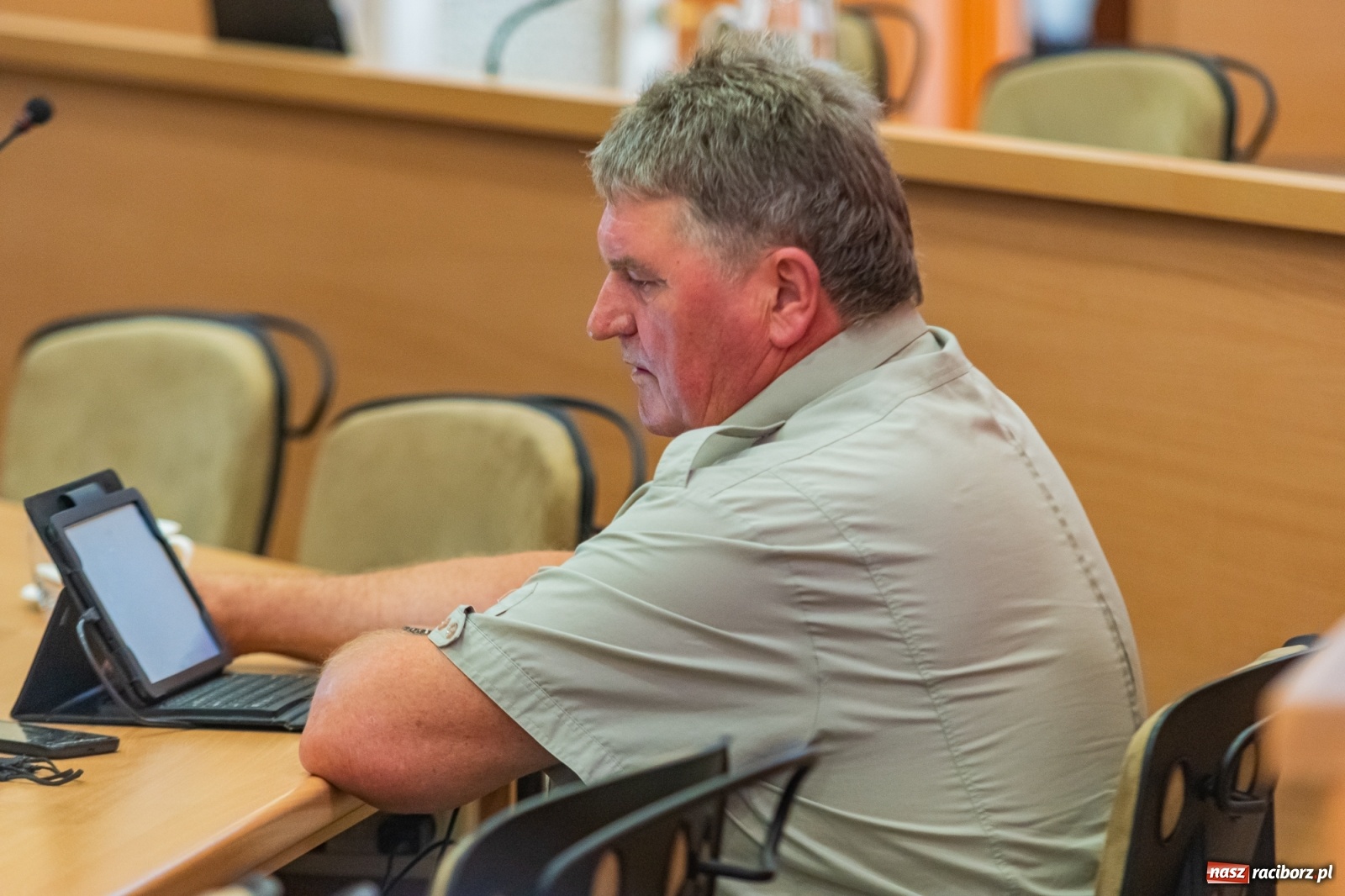 Zdjęcie w galerii na portalu naszraciborz.pl: Jeden wielki smród! A co będzie jak kamienica wyleci w powietrze? wiadomości z regionu