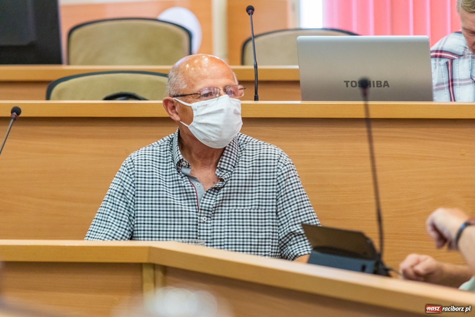 Zdjęcie w galerii na portalu naszraciborz.pl: Jeden wielki smród! A co będzie jak kamienica wyleci w powietrze? wiadomości z regionu