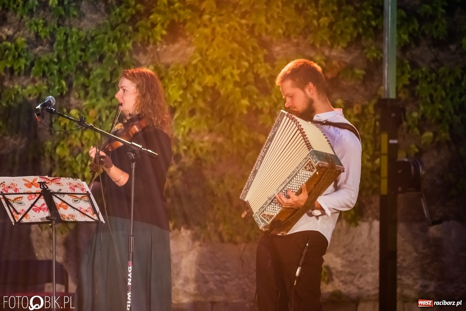 Zdjęcie w galerii na portalu naszraciborz.pl: Dni Raciborza 2022. Dancing pod Tęczową i złote lata swingu wiadomości z regionu