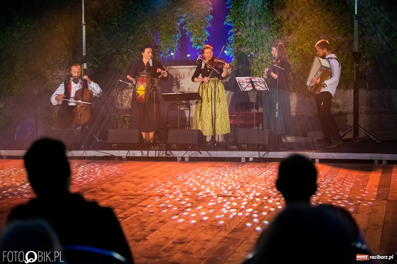 Zdjęcie w galerii na portalu naszraciborz.pl: Dni Raciborza 2022. Dancing pod Tęczową i złote lata swingu wiadomości z regionu