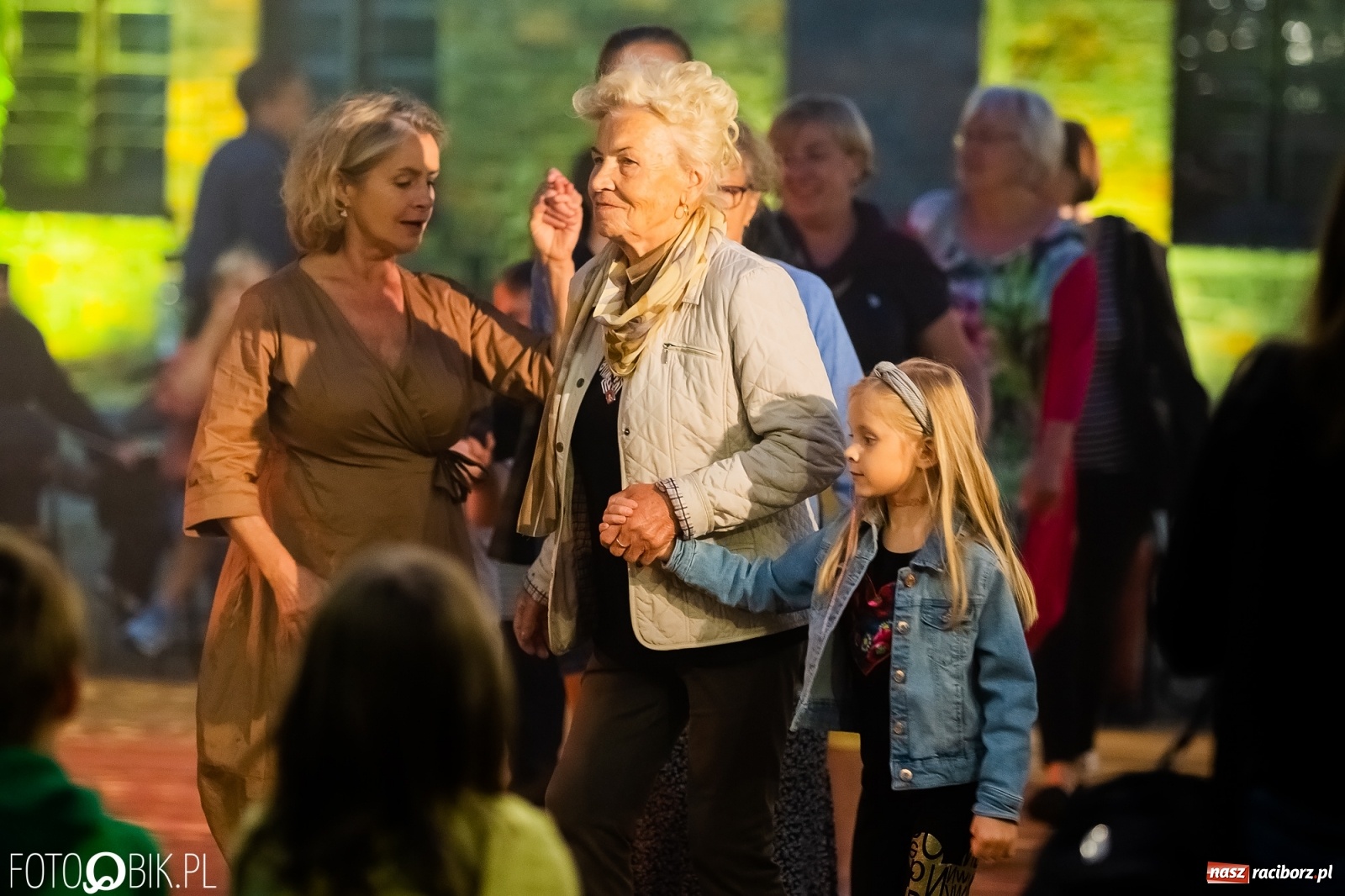 Zdjęcie w galerii na portalu naszraciborz.pl: Dni Raciborza 2022. Dancing pod Tęczową i złote lata swingu wiadomości z regionu