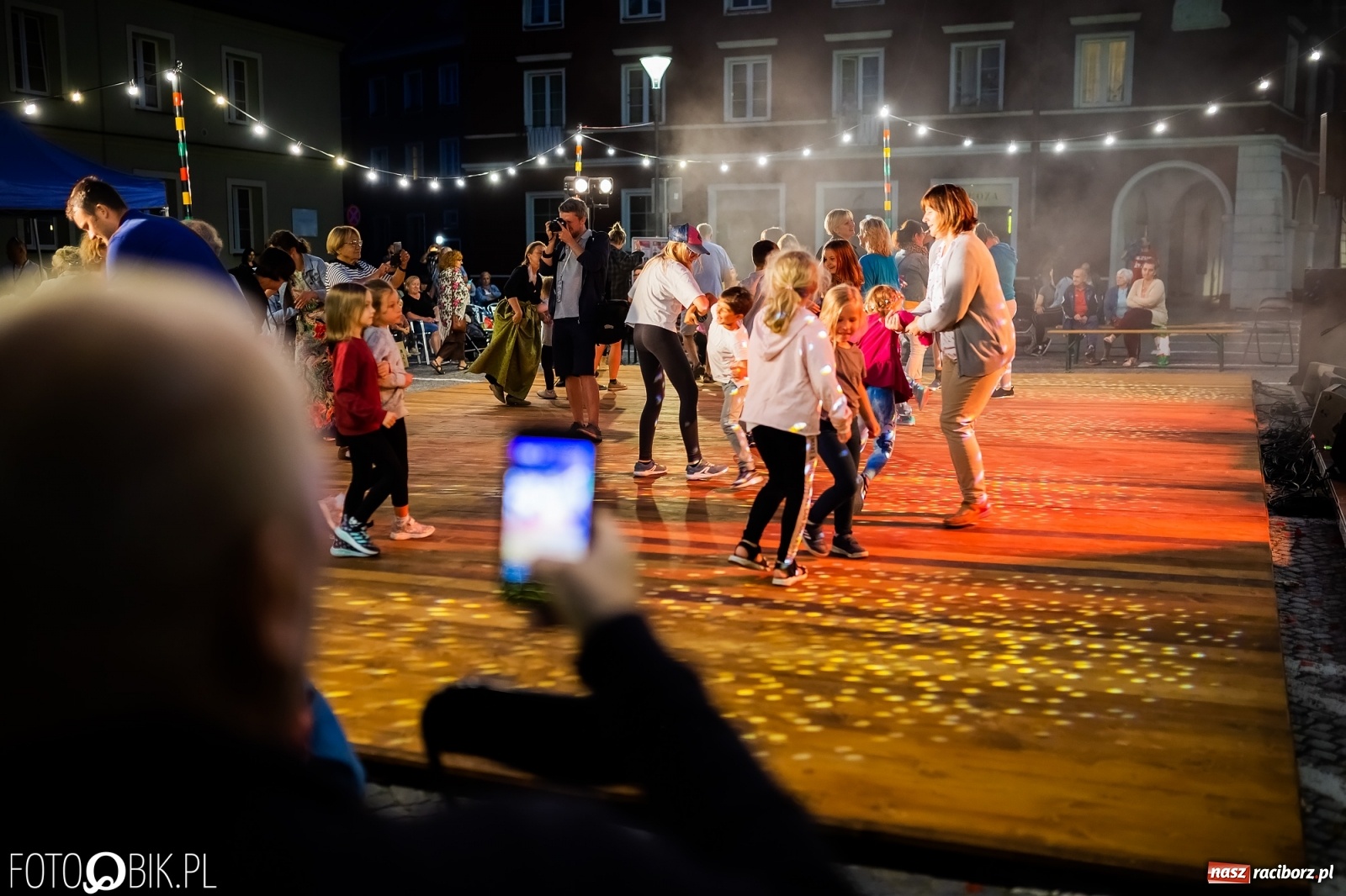 Zdjęcie w galerii na portalu naszraciborz.pl: Dni Raciborza 2022. Dancing pod Tęczową i złote lata swingu wiadomości z regionu