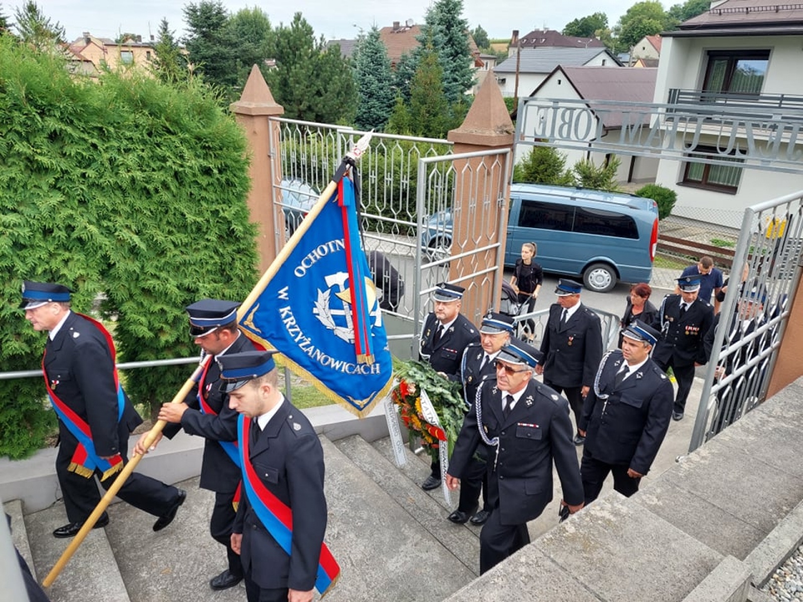 Zdjęcie w galerii na portalu naszraciborz.pl: Ostatnie pożegnanie śp. Huberta Oczadłego, sołtysa i prezesa OSP Nowa Wioska wiadomości z regionu