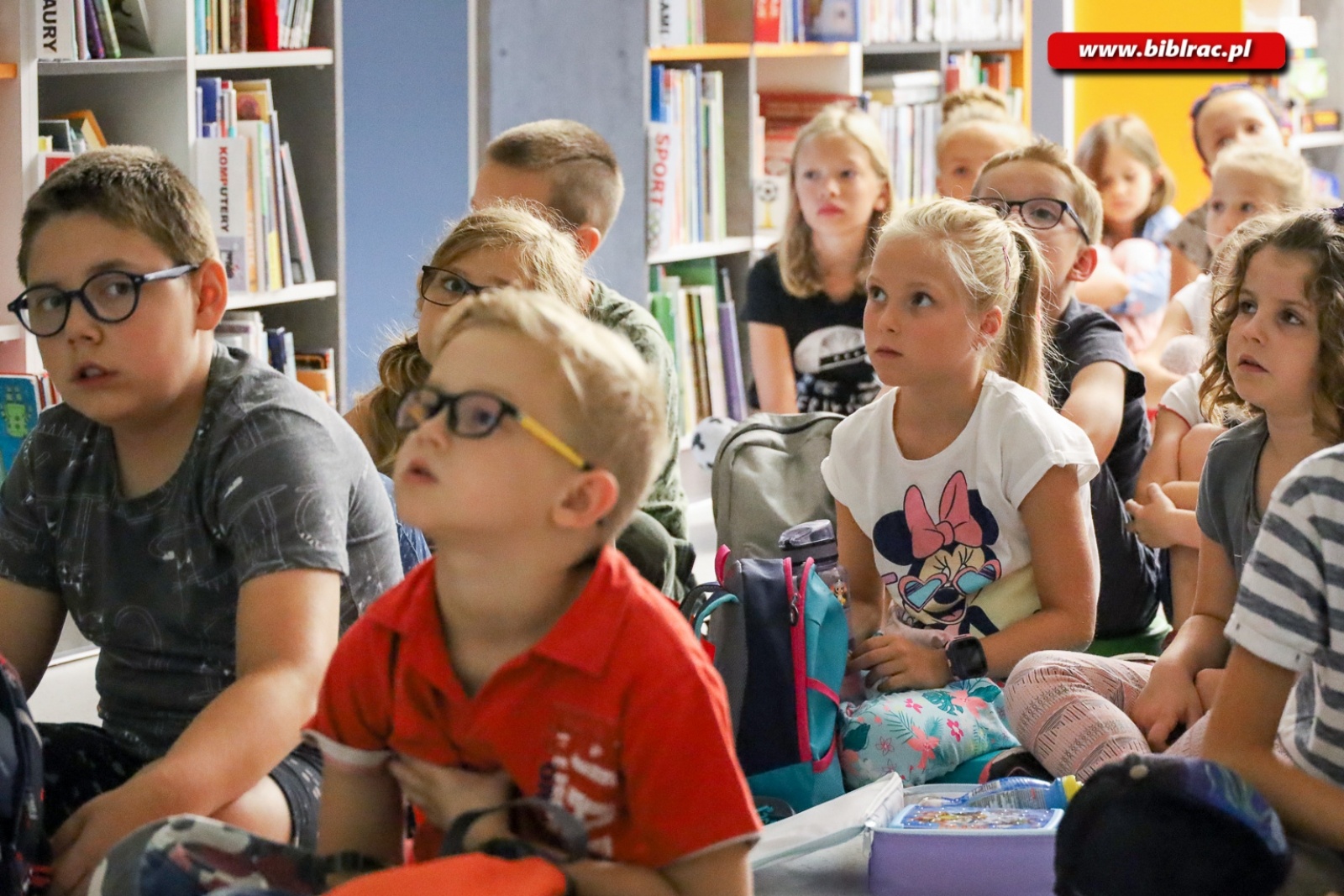 Zdjęcie w galerii na portalu naszraciborz.pl: Droga Mleczna oraz przygody z Tytusem, Romkiem i Atomkiem podczas Kosmicznego Lata z Biblioteką wiadomości z regionu