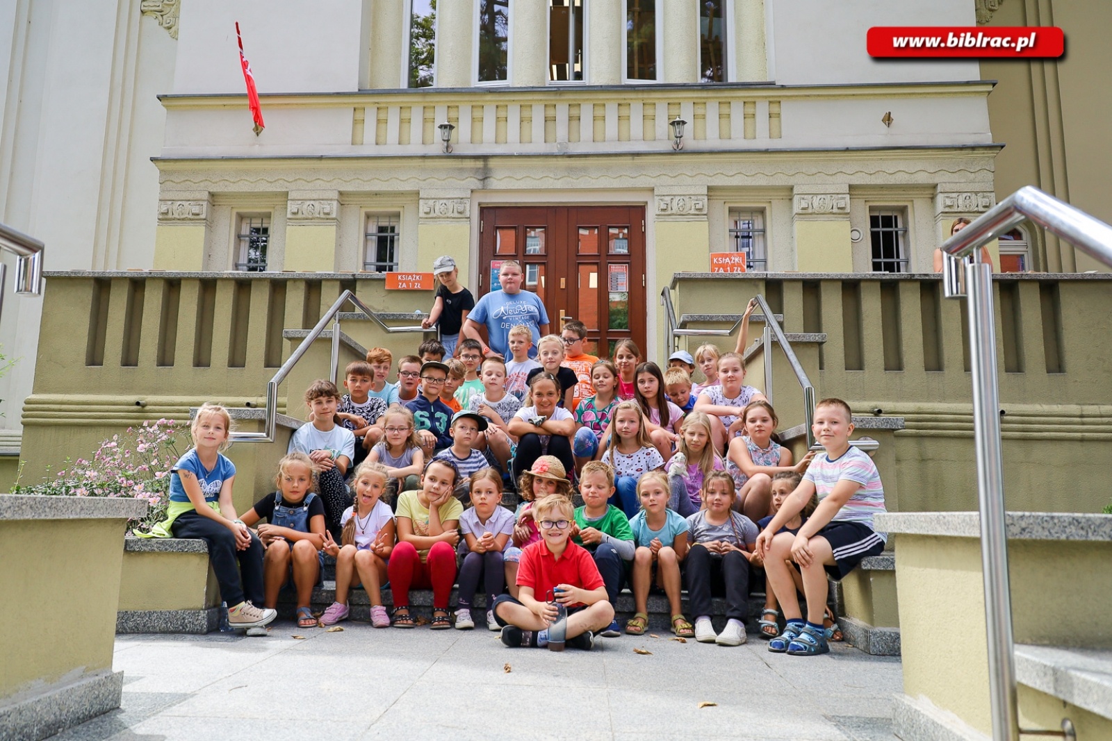 Zdjęcie w galerii na portalu naszraciborz.pl: Droga Mleczna oraz przygody z Tytusem, Romkiem i Atomkiem podczas Kosmicznego Lata z Biblioteką wiadomości z regionu