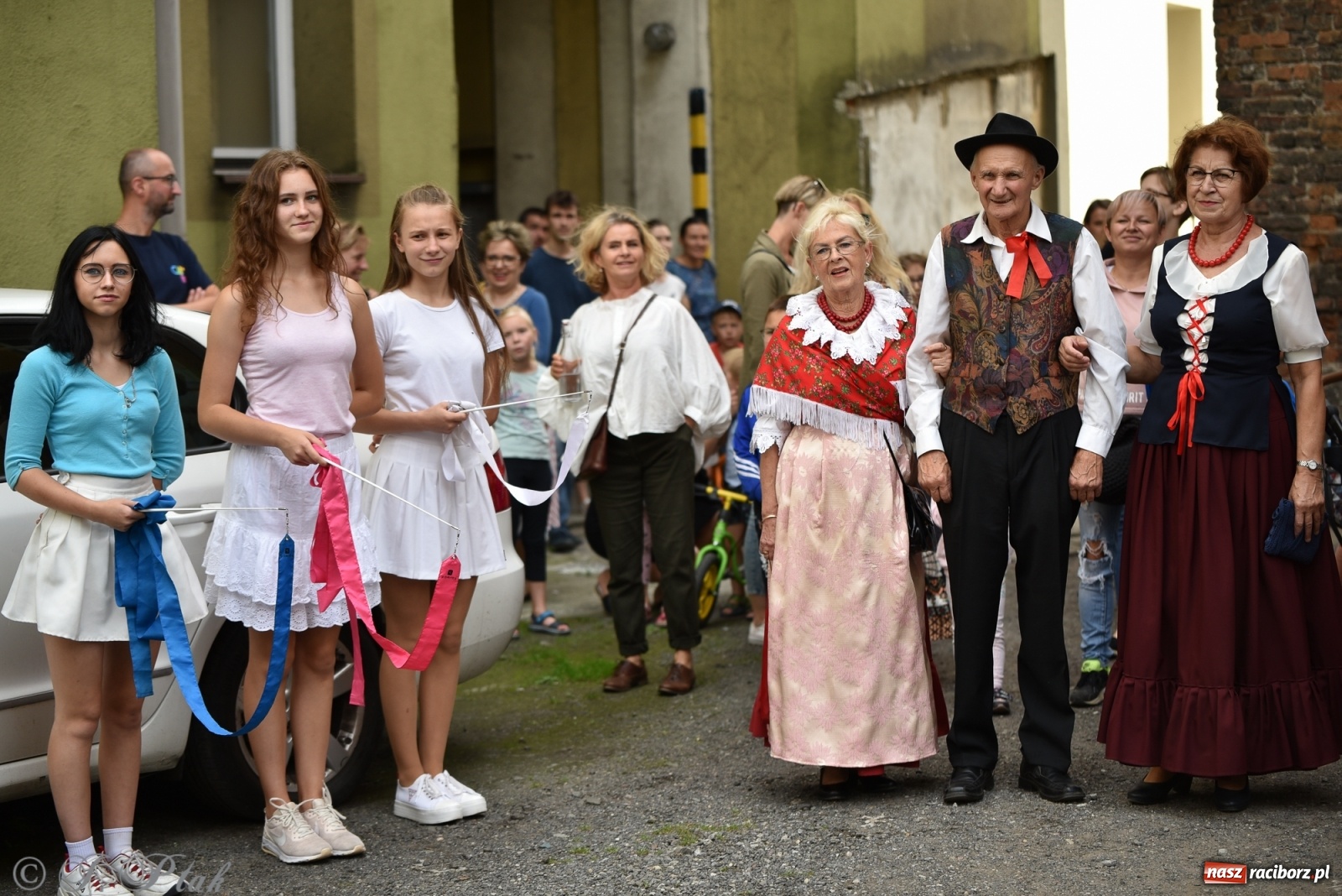 Zdjęcie w galerii na portalu naszraciborz.pl: Racibórz. Akcja artystyczna nieoczywista i Fanfara Awantura wiadomości z regionu