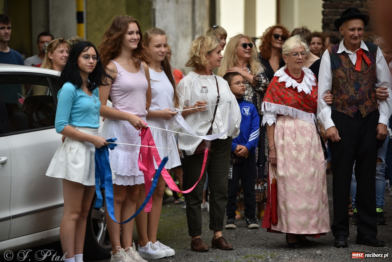 Zdjęcie w galerii na portalu naszraciborz.pl: Racibórz. Akcja artystyczna nieoczywista i Fanfara Awantura wiadomości z regionu