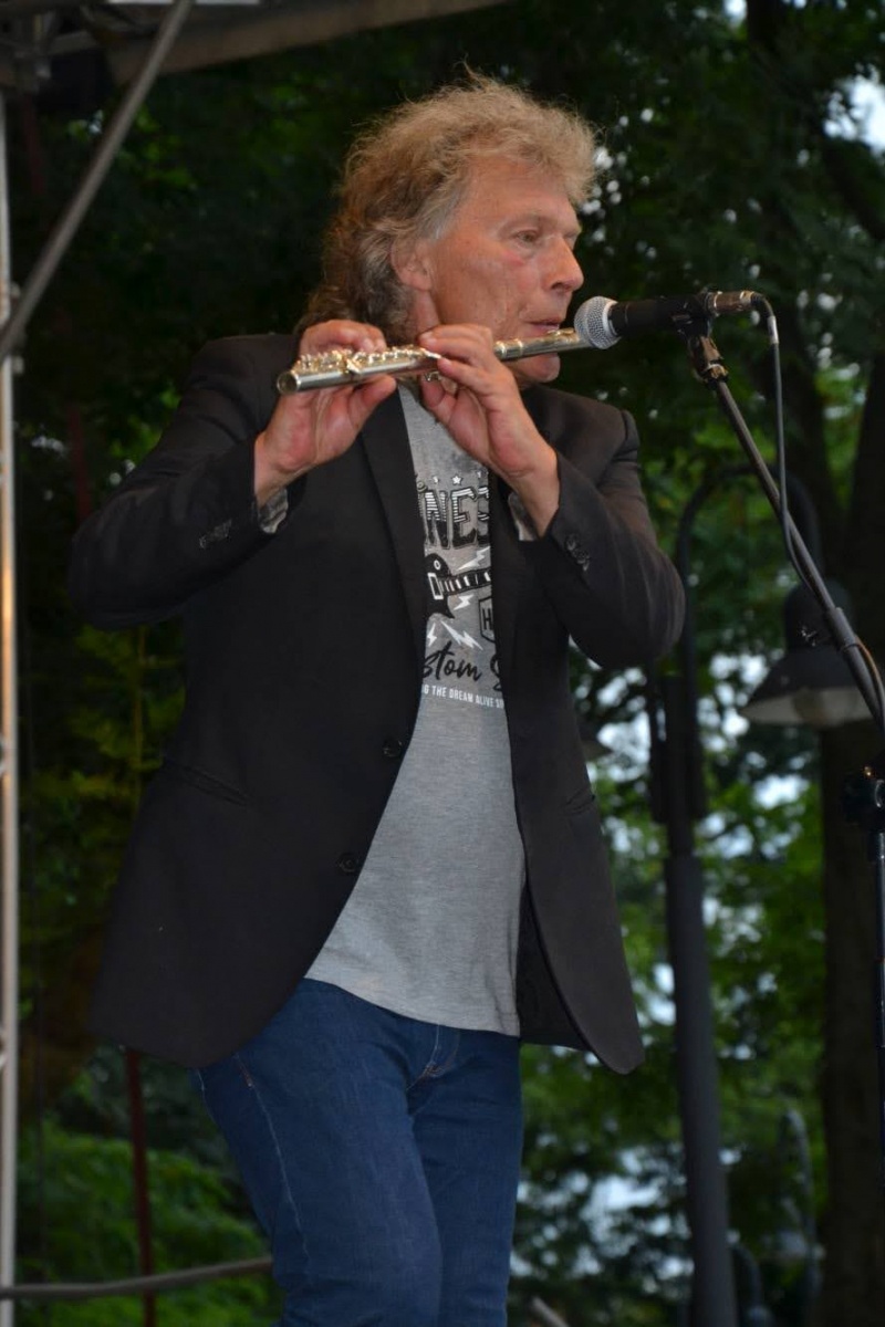 Zdjęcie w galerii na portalu naszraciborz.pl: Edward Simoni wystąpił na zamku wiadomości z regionu