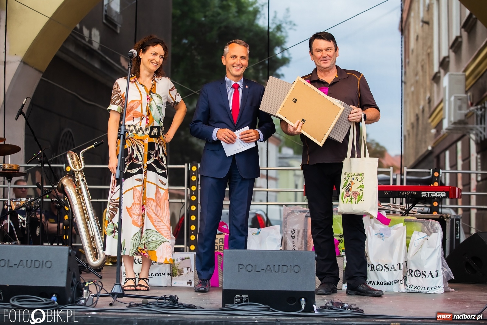 Zdjęcie w galerii na portalu naszraciborz.pl: Zielono mi. Na Rynku wręczono nagrody i wyróżnienia wiadomości z regionu