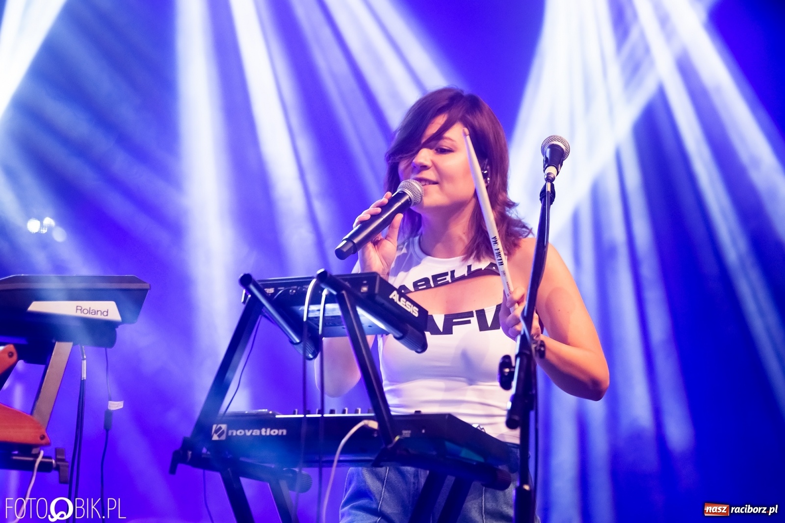 Zdjęcie w galerii na portalu naszraciborz.pl: Z tęsknoty za INTRO. Linia Nocna w Raciborzu [FOTO i WIDEO] wiadomości z regionu