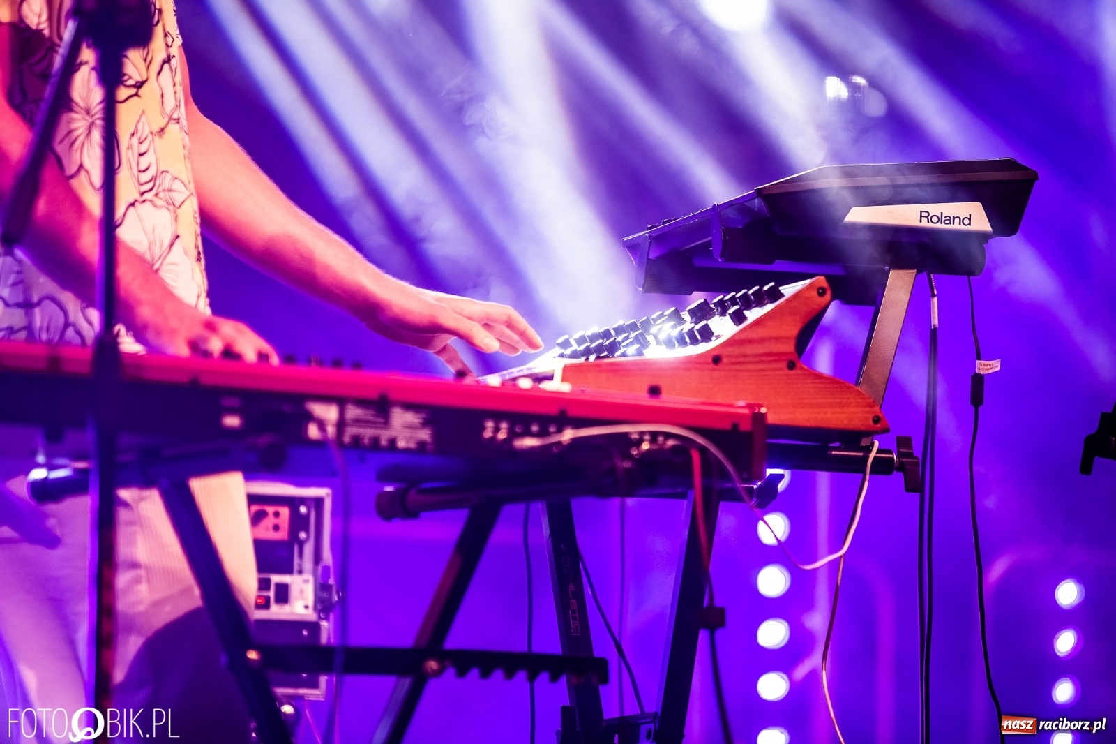 Zdjęcie w galerii na portalu naszraciborz.pl: Z tęsknoty za INTRO. Linia Nocna w Raciborzu [FOTO i WIDEO] wiadomości z regionu