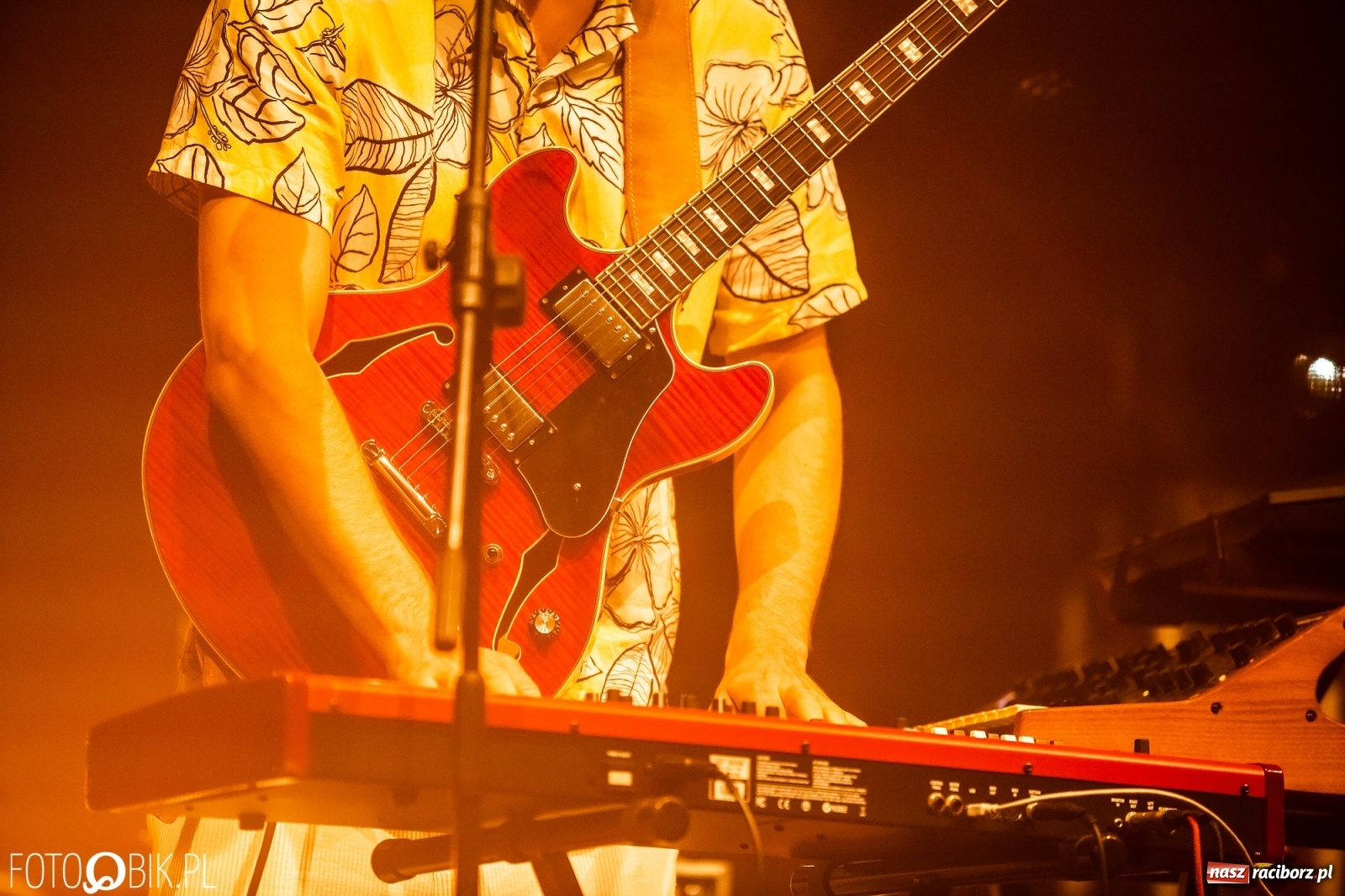 Zdjęcie w galerii na portalu naszraciborz.pl: Z tęsknoty za INTRO. Linia Nocna w Raciborzu [FOTO i WIDEO] wiadomości z regionu